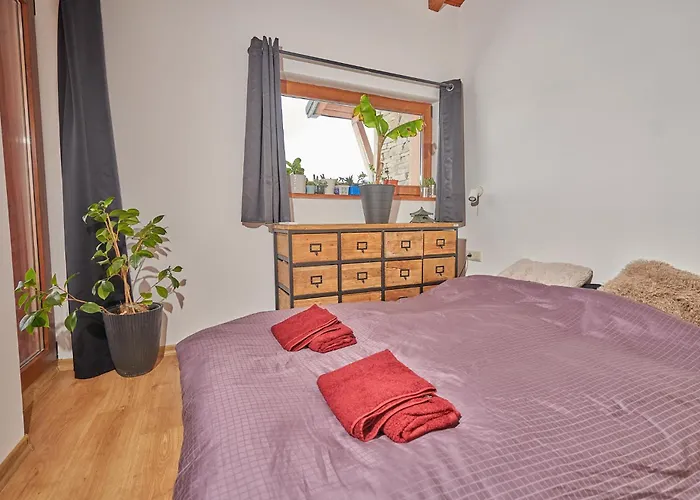 Panoramic 2 Bedroom Retreat Japanese Style Apartament